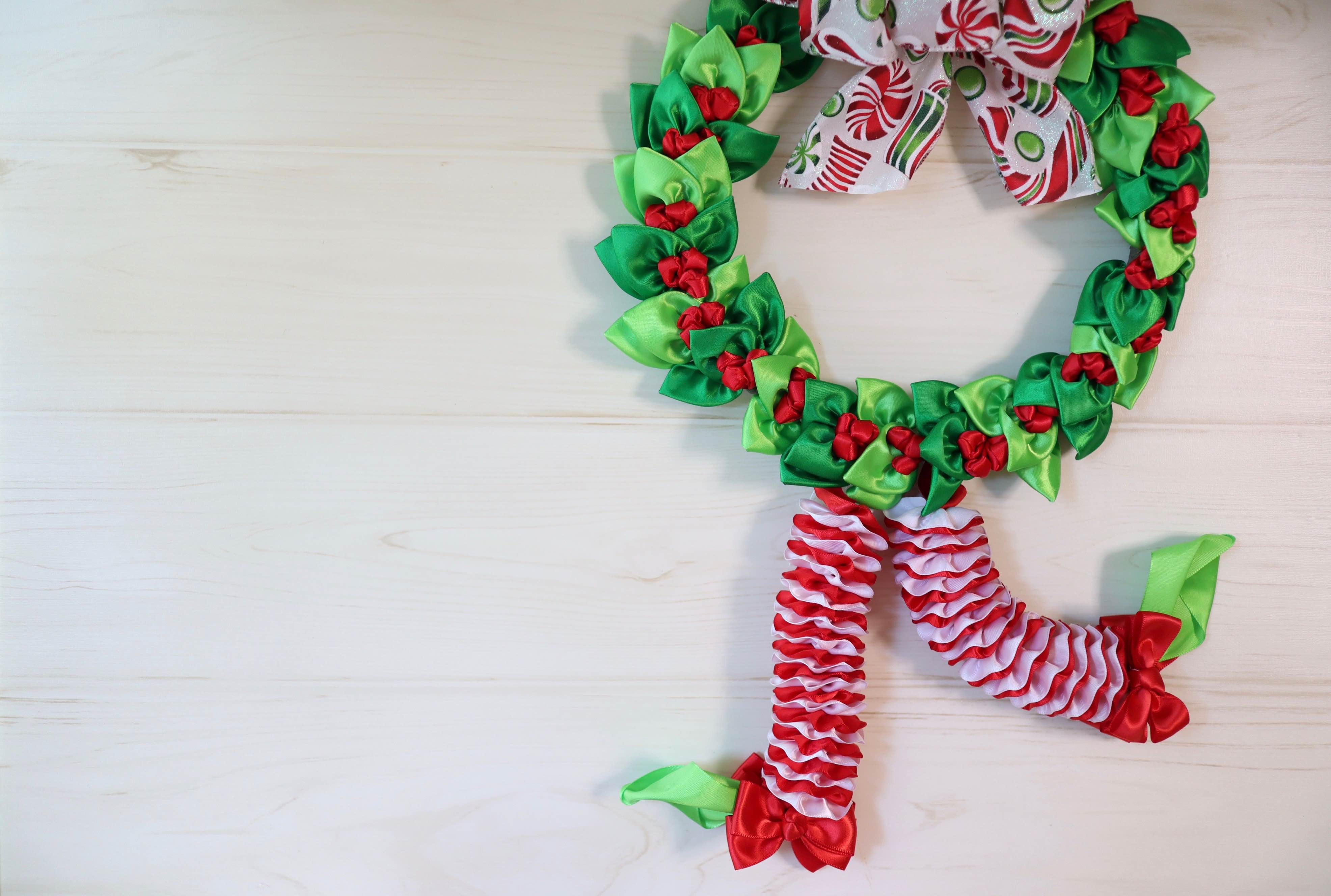 christmas-elf-wreath1