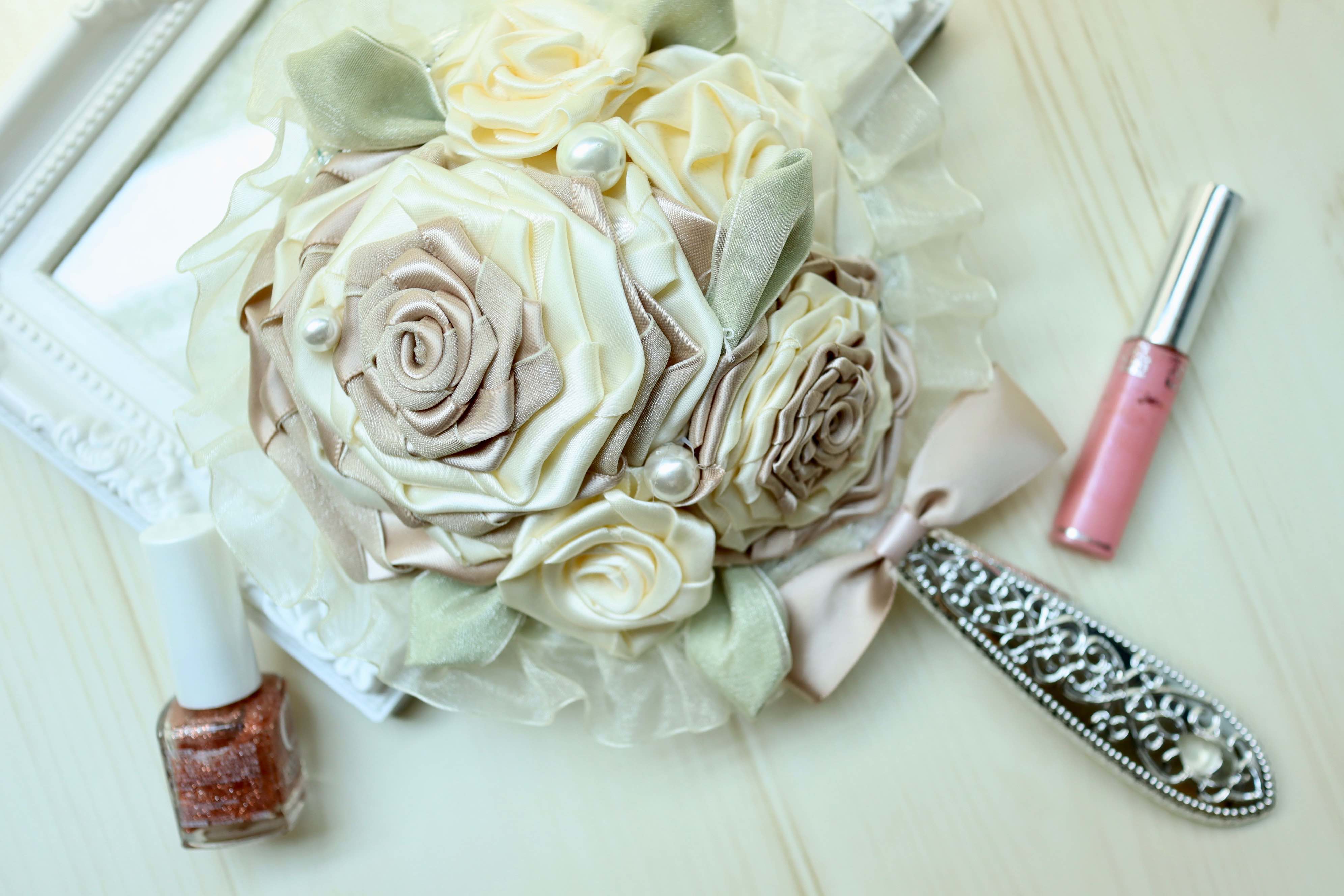 i-love-me-hand-mirror