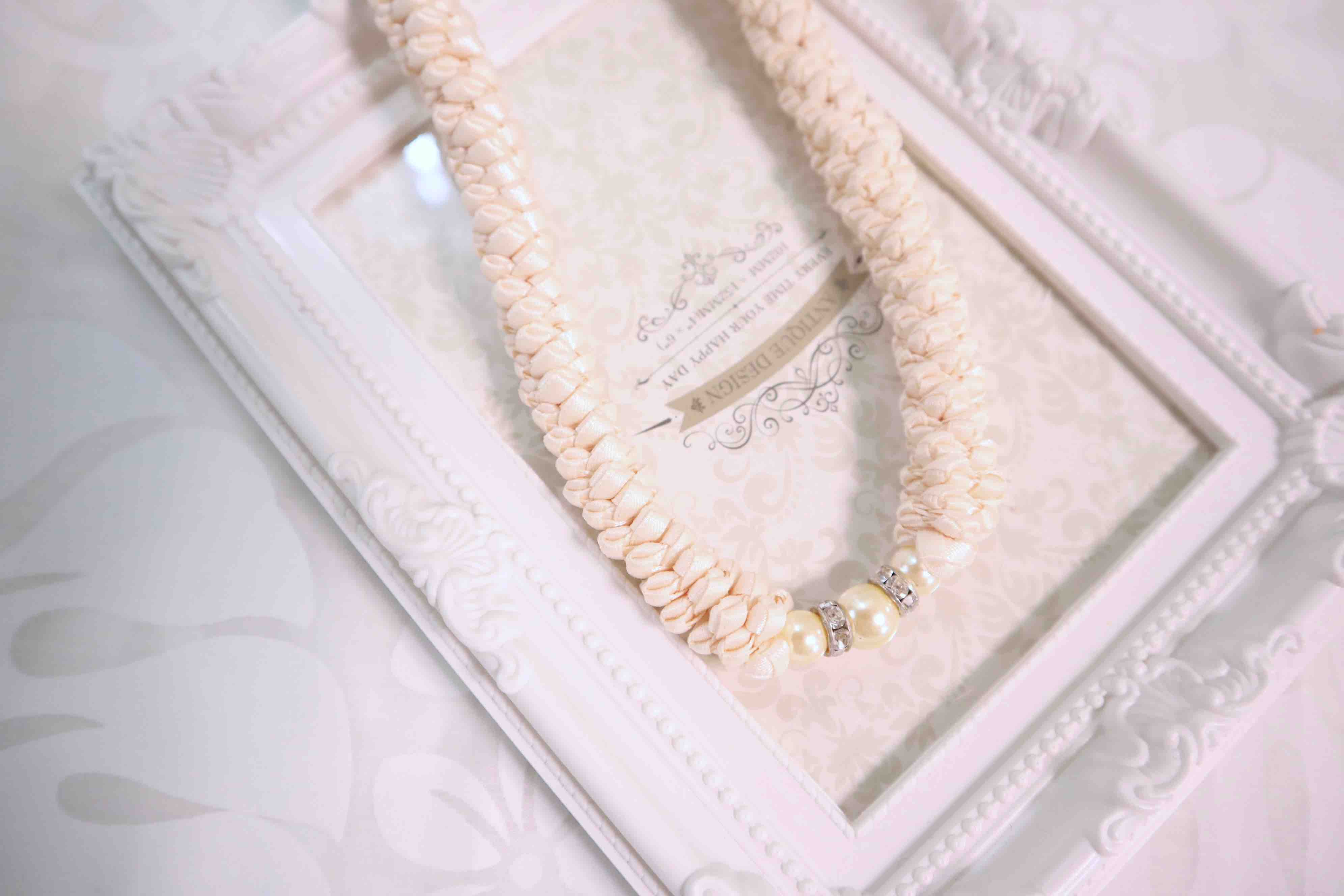 preciousshellneckless