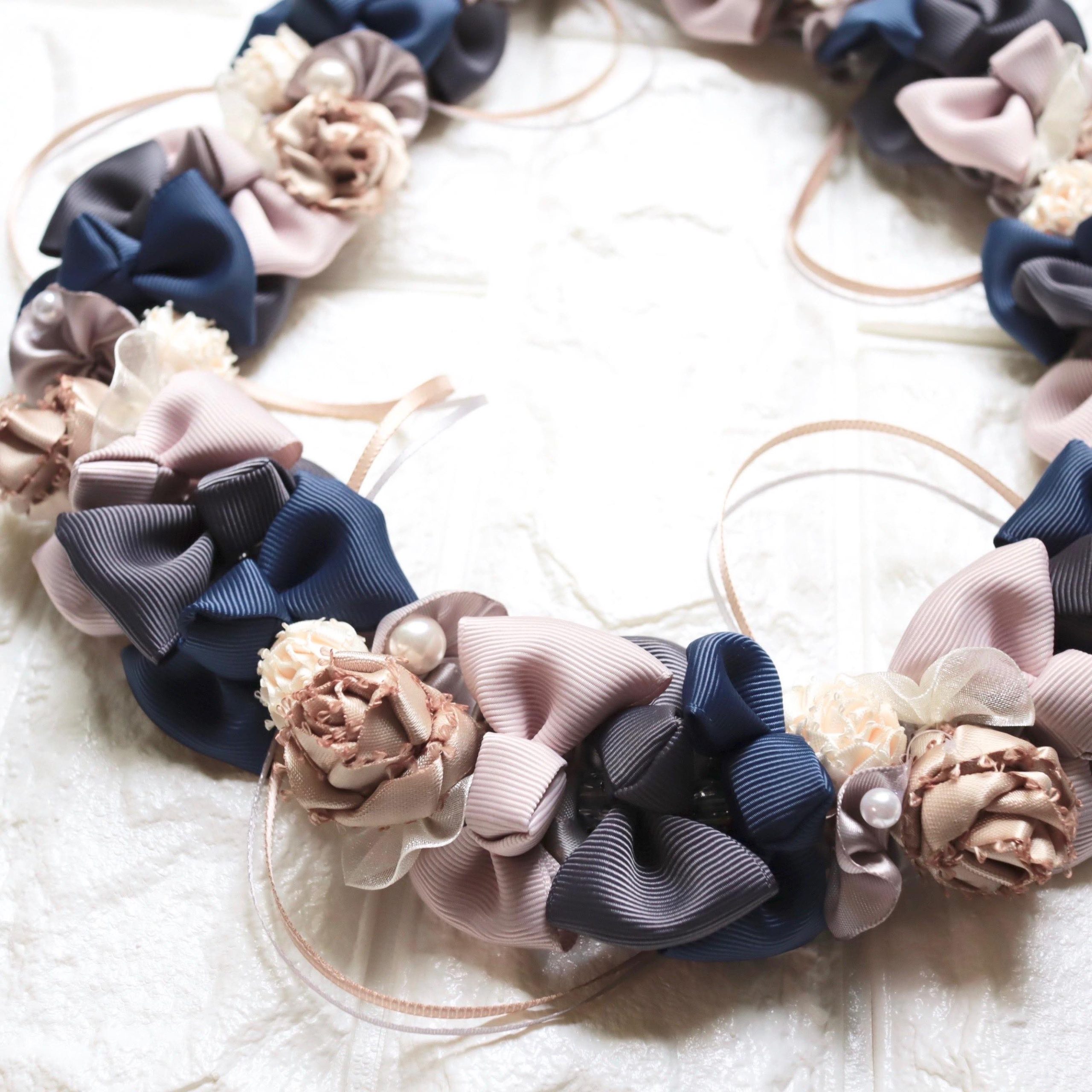 ribbonribbonribbon-1